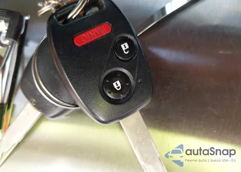 2010 Honda Insight Ex z USA, uszkodzony, nr VIN JHMZE2H76AS002569